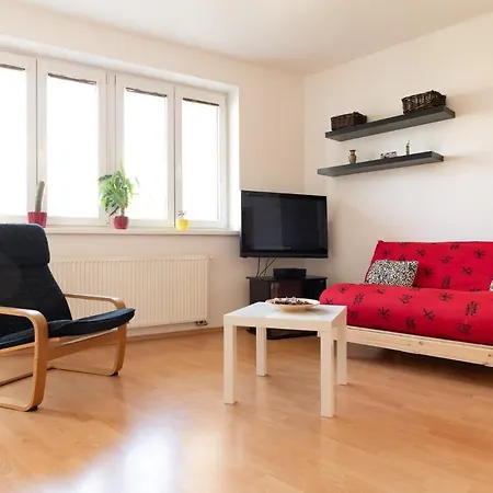 New Studio With Private Parking *